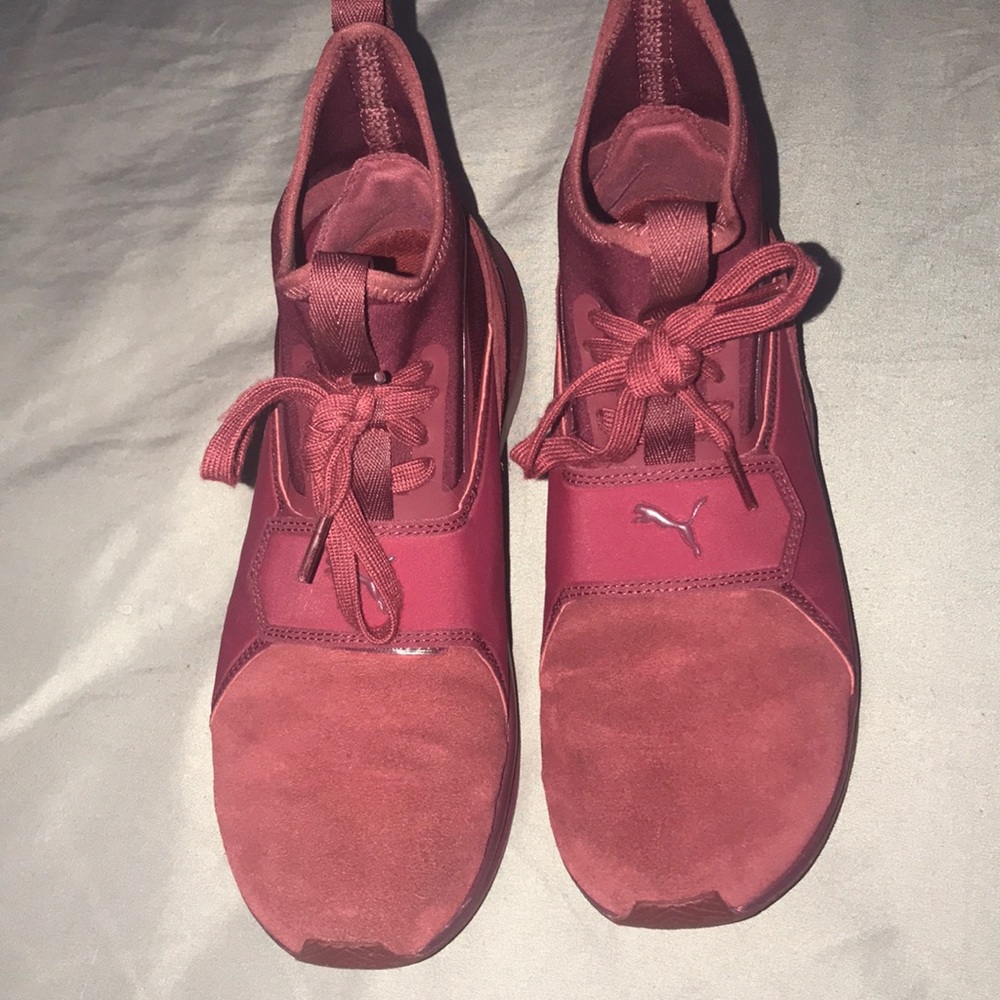 Shoes - Picture 2 of 4